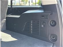 Vehicle Thumb #37