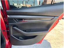 Vehicle Thumb #21