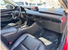 Vehicle Thumb #26