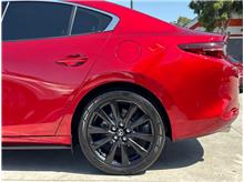 Vehicle Thumb #32