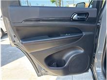 Vehicle Thumb #16