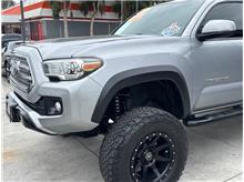 Vehicle Thumb #11