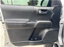Vehicle Thumb #14