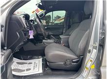 Vehicle Thumb #15