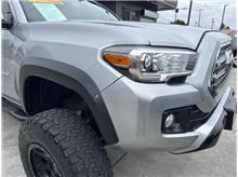 Vehicle Thumb #39