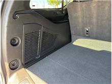 Vehicle Thumb #23