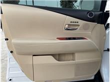 Vehicle Thumb #14