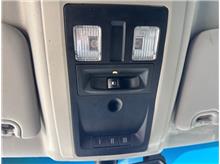 Vehicle Thumb #24