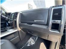 Vehicle Thumb #33