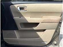 Vehicle Thumb #29