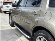Vehicle Thumb #47