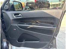 Vehicle Thumb #39