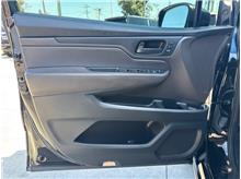 Vehicle Thumb #14