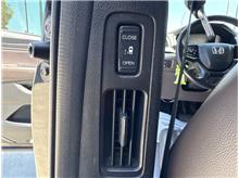 Vehicle Thumb #29