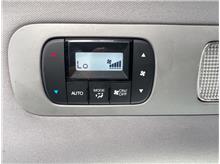 Vehicle Thumb #33