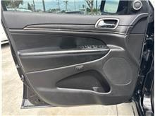 Vehicle Thumb #13