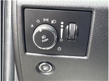 Vehicle Thumb #43