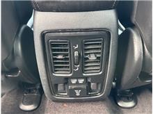 Vehicle Thumb #44