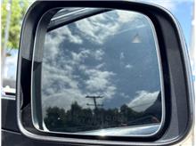 Vehicle Thumb #54