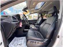 Vehicle Thumb #15