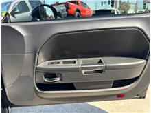 Vehicle Thumb #21