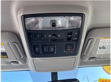 Vehicle Thumb #46