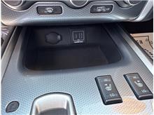 Vehicle Thumb #36