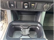 Vehicle Thumb #31