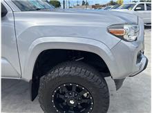 Vehicle Thumb #35