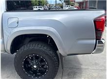 Vehicle Thumb #39