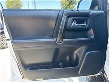 Vehicle Thumb #16