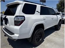 Vehicle Thumb #46