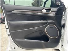 Vehicle Thumb #14