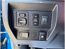 Vehicle Thumb #23