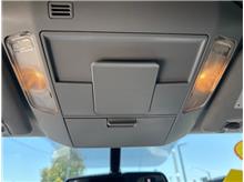Vehicle Thumb #27