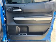 Vehicle Thumb #34