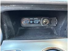 Vehicle Thumb #25