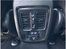 Vehicle Thumb #36