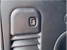 Vehicle Thumb #23