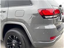 Vehicle Thumb #47