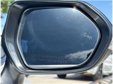 Vehicle Thumb #43