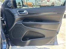 Vehicle Thumb #22