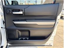 Vehicle Thumb #21