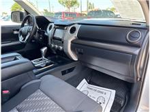 Vehicle Thumb #26