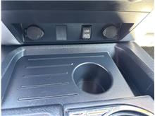 Vehicle Thumb #33