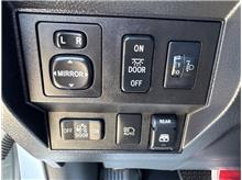 Vehicle Thumb #38