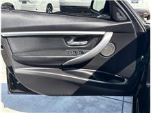 Vehicle Thumb #16