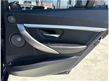 Vehicle Thumb #23