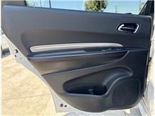 Vehicle Thumb #28