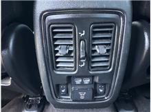 Vehicle Thumb #31